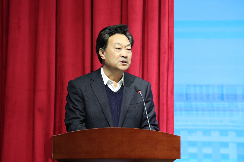 张廷.jpg 张廷.jpg